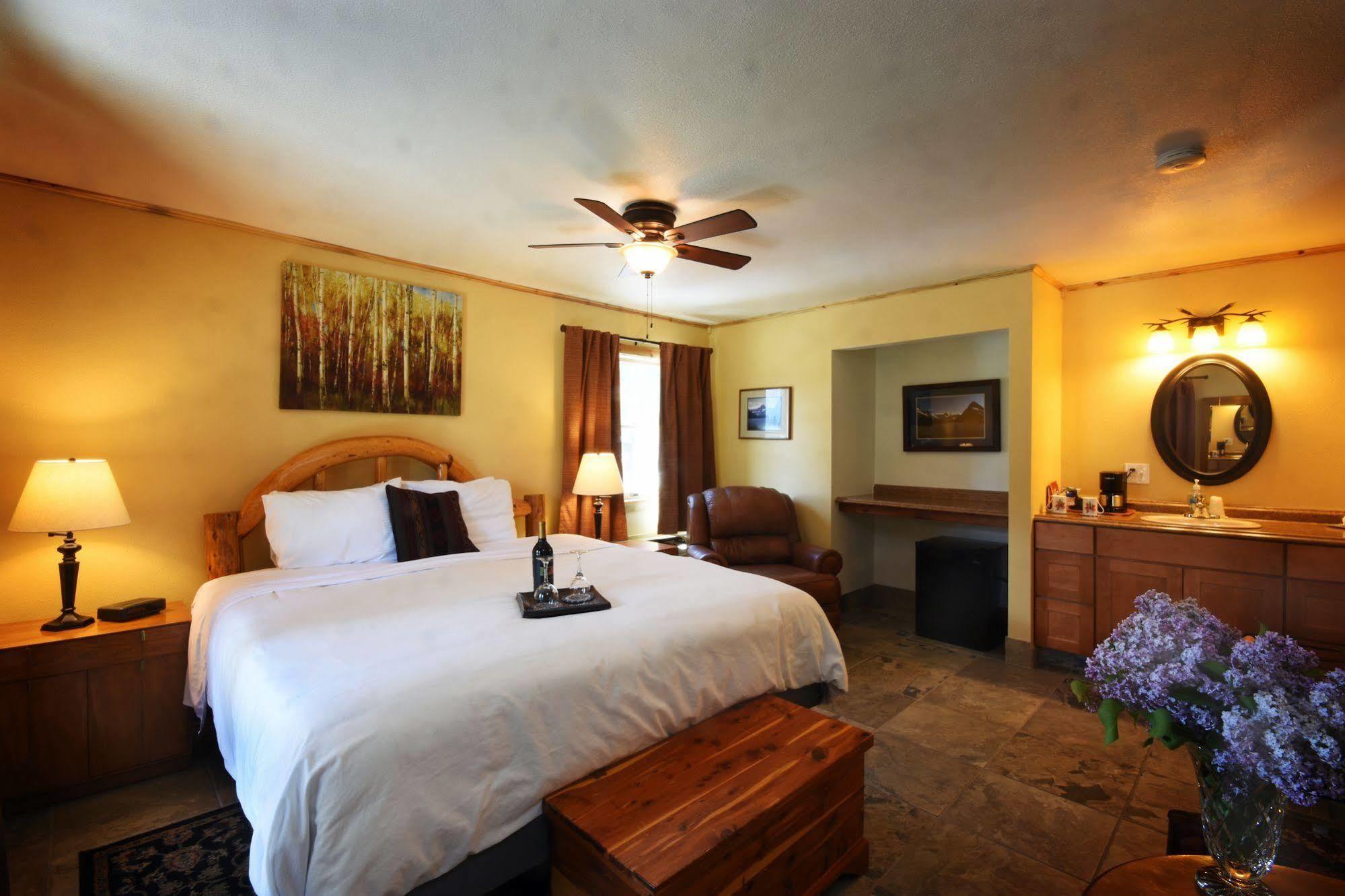 Bad Rock Bed And Breakfast Inn Columbia Falls Buitenkant foto